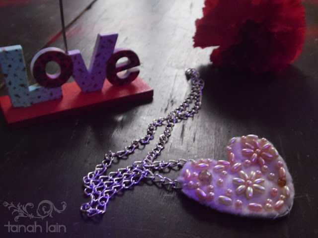 Manualidades para regalar en San Valentín: Collar DIY