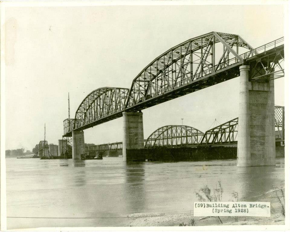 Industrial History US67 Old and New Bridge over Mississippi River in