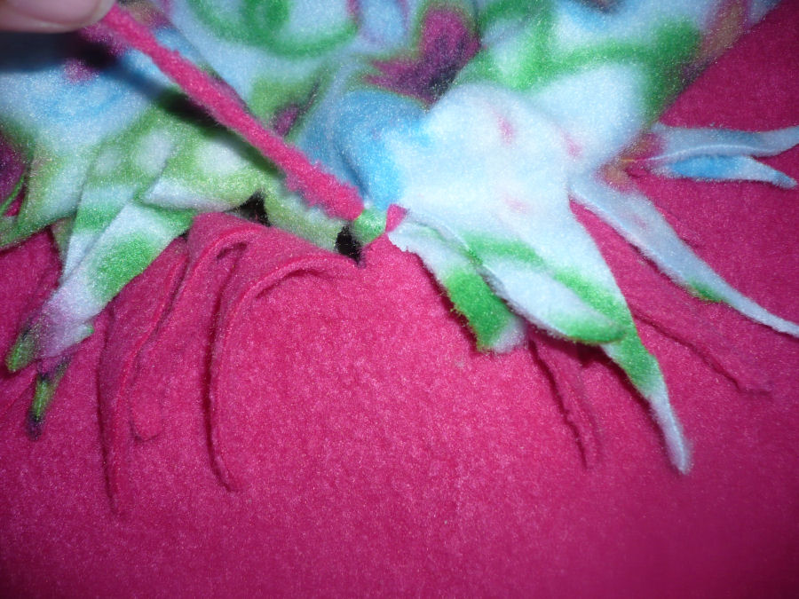 Crafty Mommy At Home NoSew Two Layer Fleece Poncho