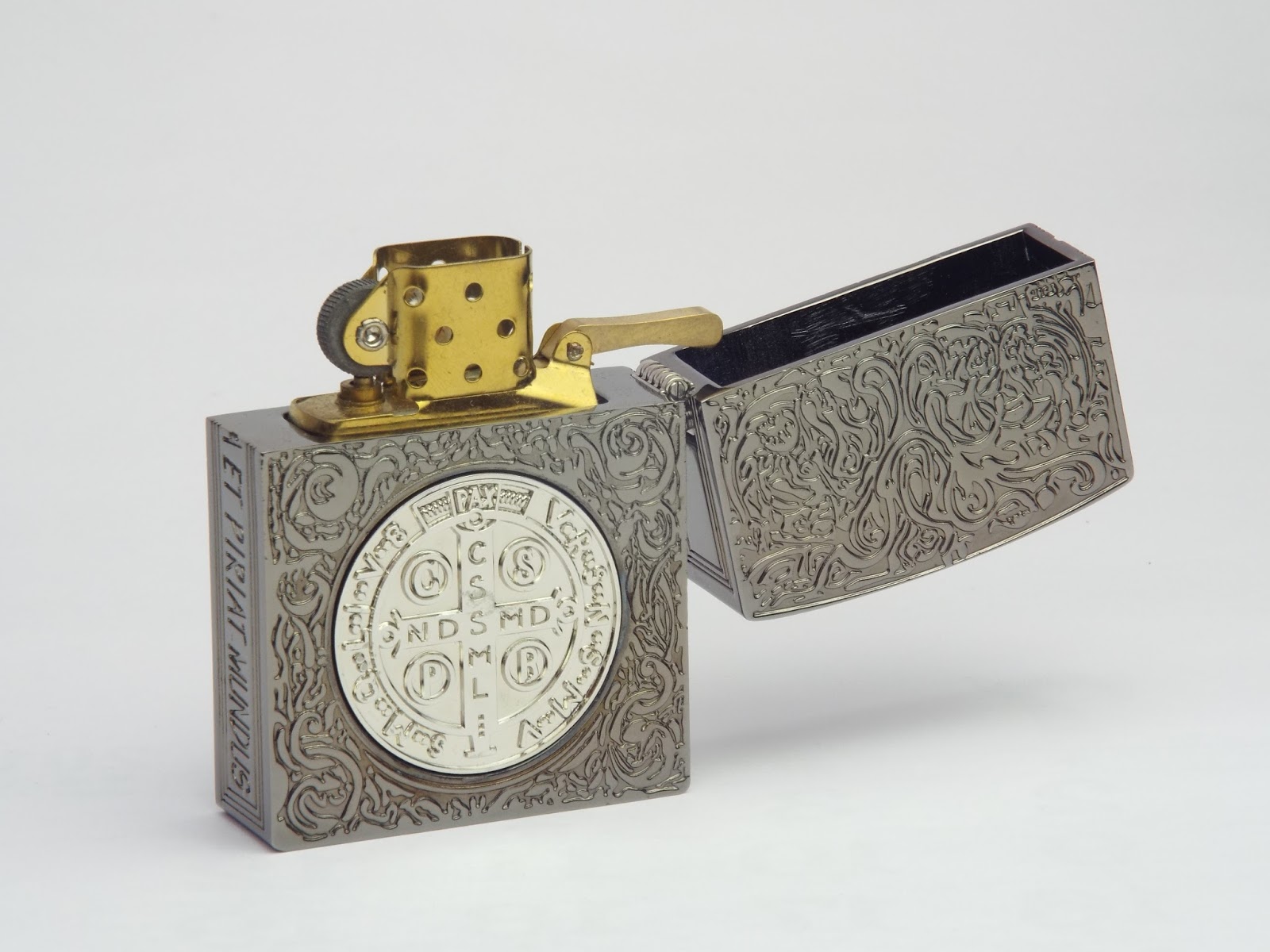 毎日続々入荷 ZIPPO コンスタンティン レプリカ オイルライター ジッポ