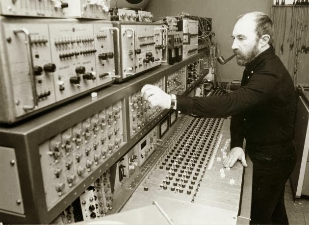 ELECTRONIC ORGY: February 2021