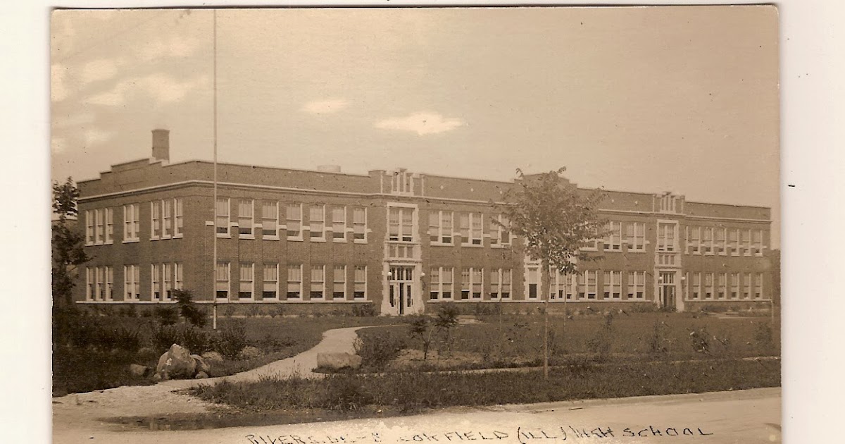 RiversideBrookfield High School in it's Infancy....