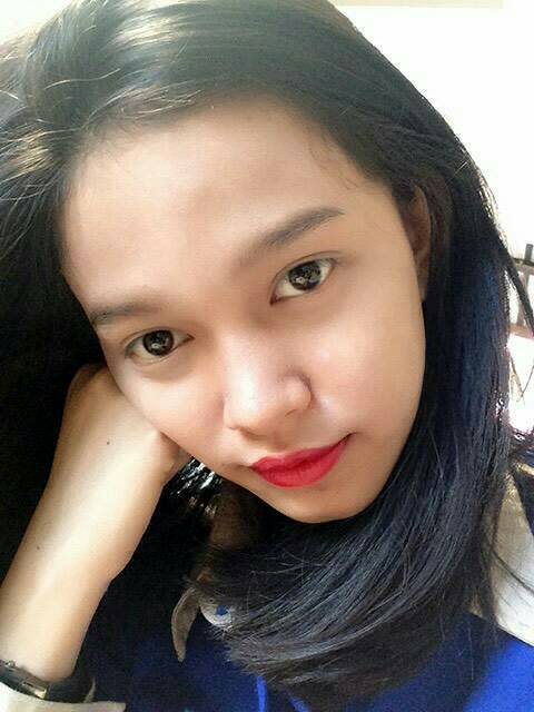 10 Cara Alami Membuat Bibir Merah Merona