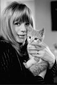 Marianne with her yeye kitten