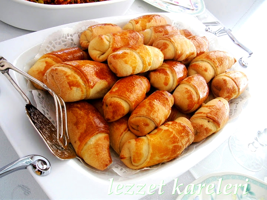 yetur�la lezzet mayalıkıymalı sarma börek