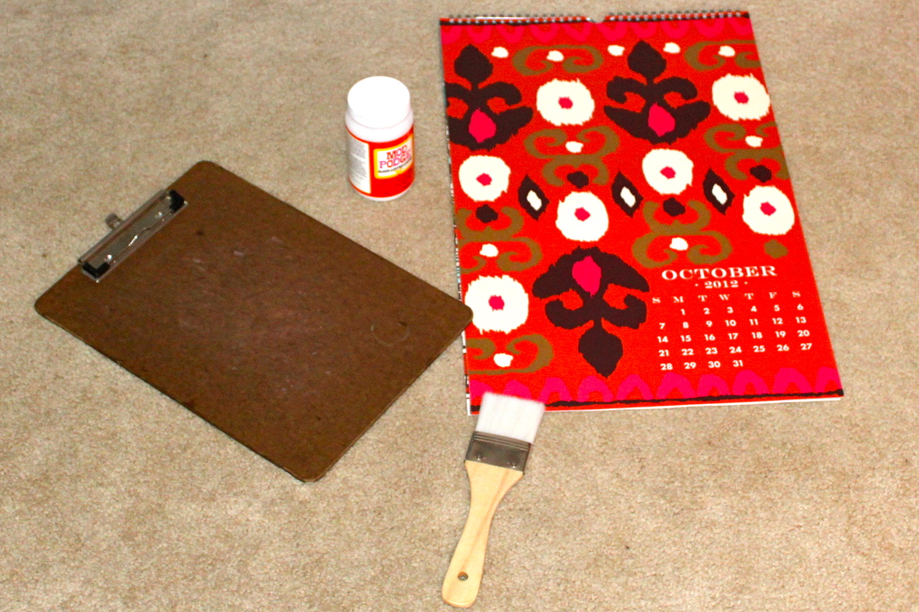 Sara's Delightful DIY: Calendar Page Clipboard