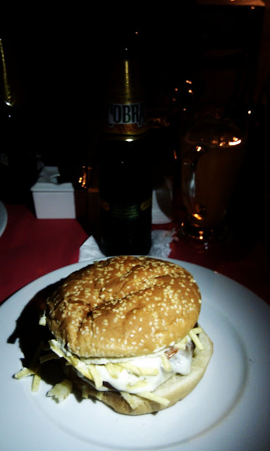 Hamburguesa del Bar Arakel