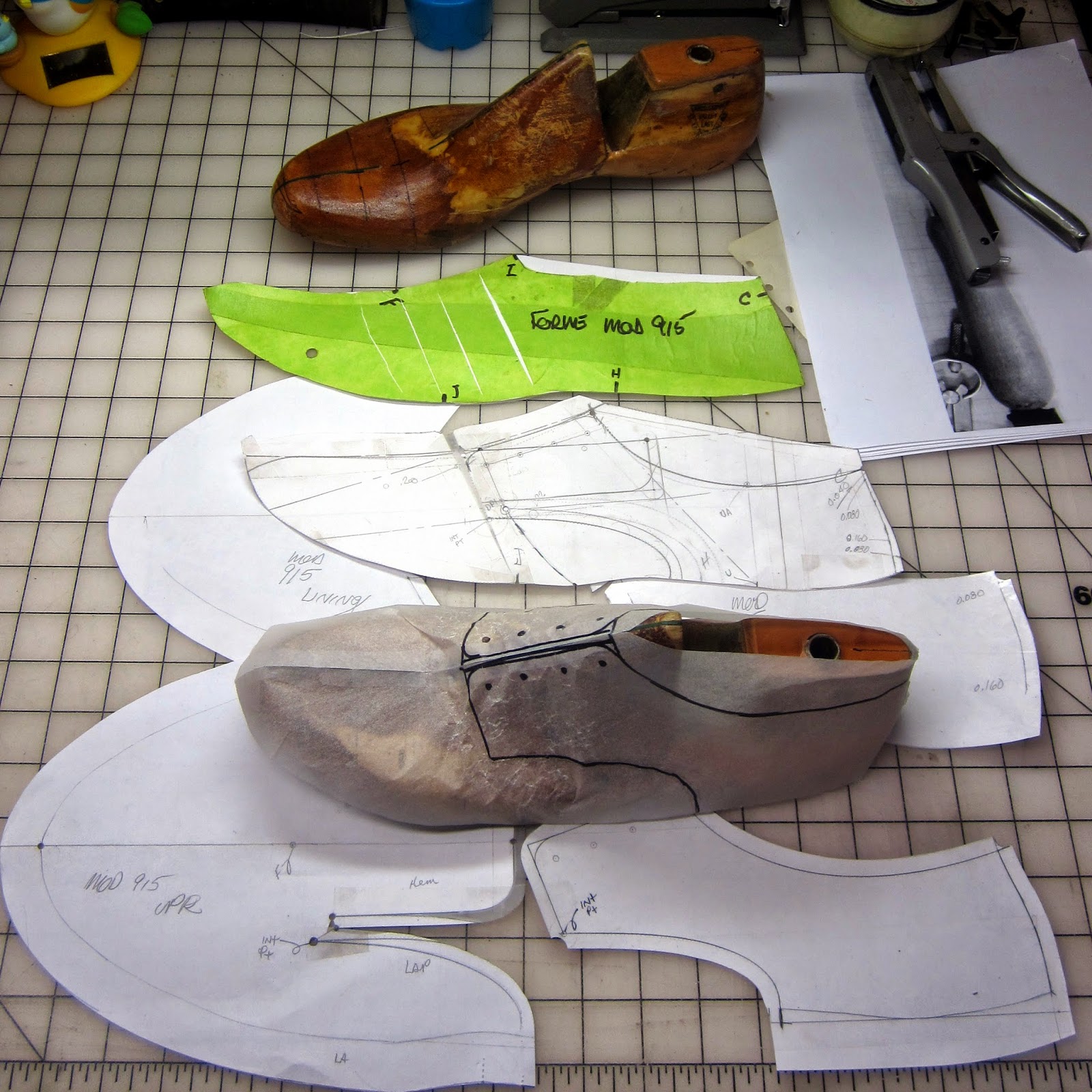 MI Shoe Making Craft: Shoe Making: Men's Practise Derby V1