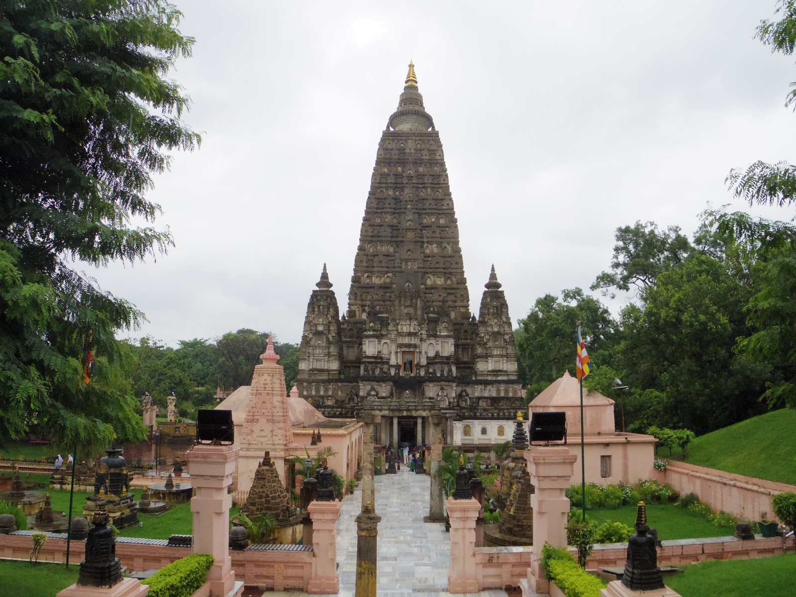 世界一周屋 ~ Go around the world!! ~: 【Bodhgaya】 仏陀が悟りを開いた場所ブッダガヤ