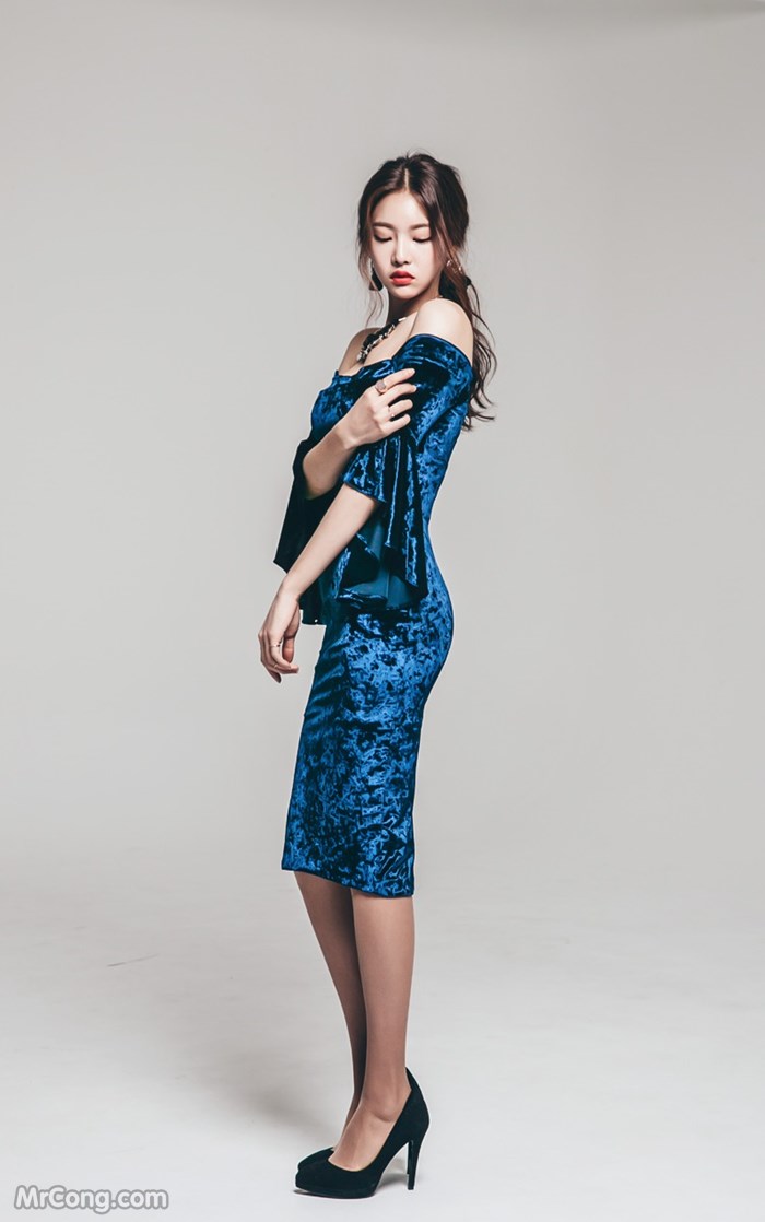 Model Park Jung Yoon in the November 2016 fashion photo series (514 photos) photo 2-6