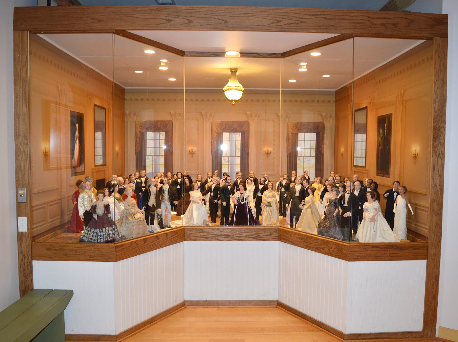 Susan's Pettus Randall Miniature Museum of American History