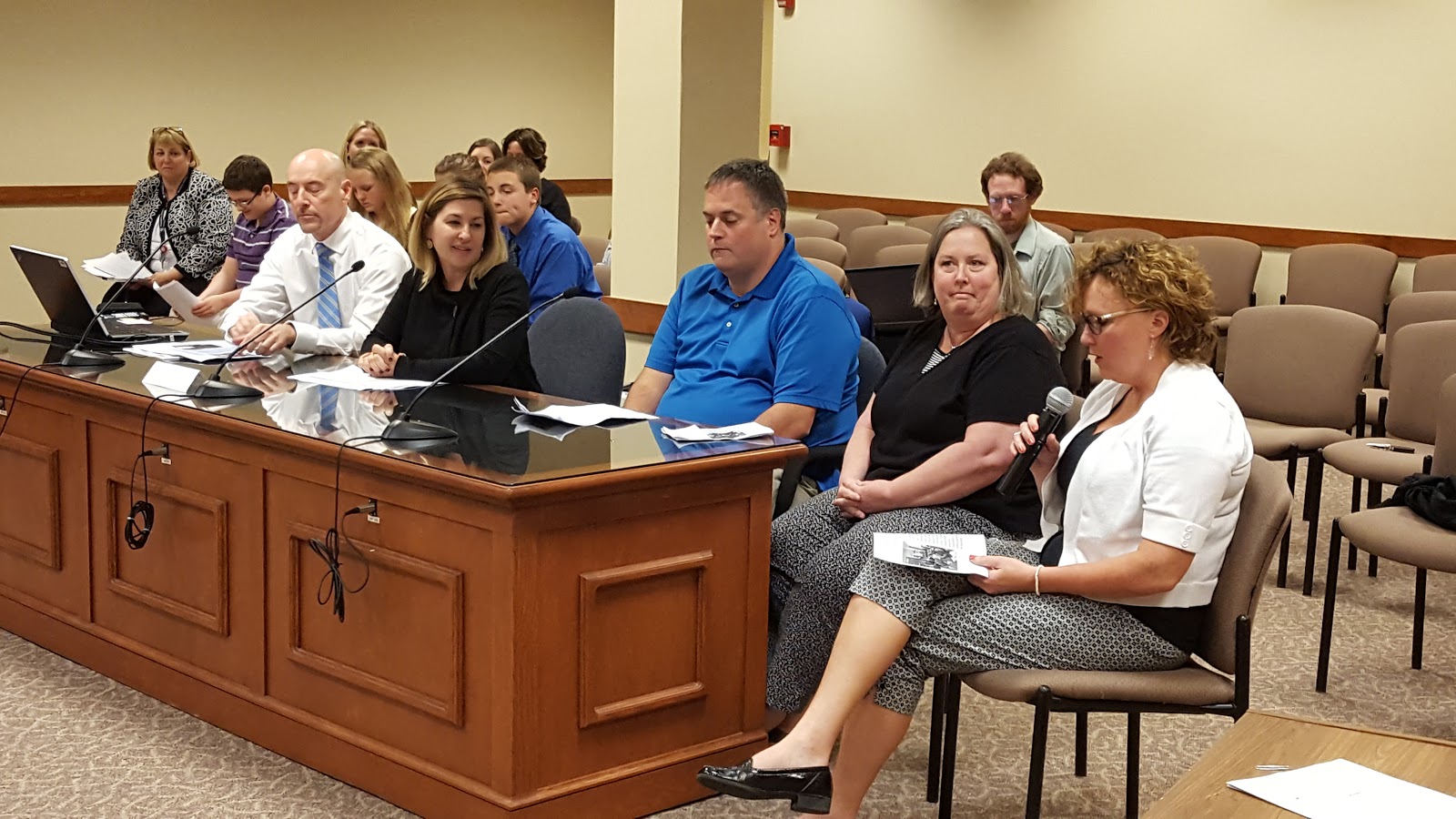 Franklin Matters: Live reporting: School Committee - May 24, 2016 Franklin Matters: Live reporting: School Committee - May 24, 2016