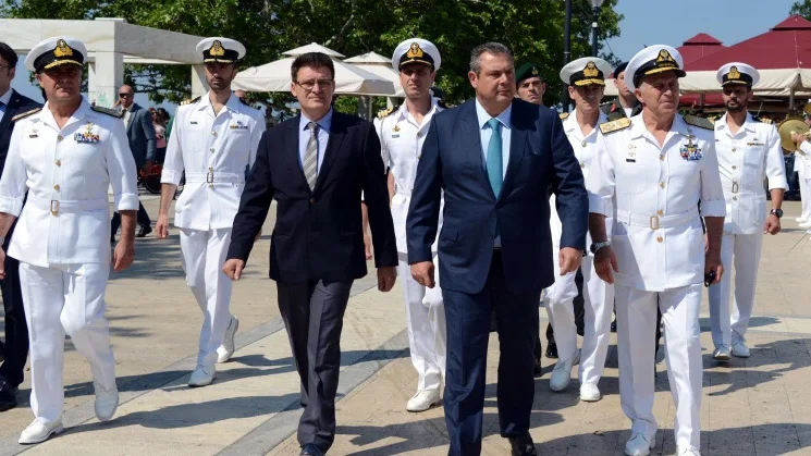 Πλοίο του Πολεμικού Ναυτικού ζητά ο Πέτροβιτς για τη Σαμοθράκη