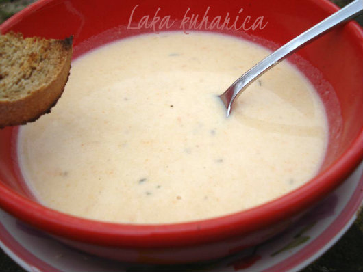 Salzburg potato soup by Laka kuharica: smooth and delicious.