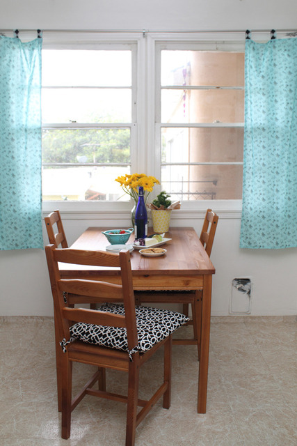 Casa decorada em turquesa e preto para um casal. Blog Achados de Decoração Casa decorada em turquesa e preto para um casal. Blog Achados de Decoração