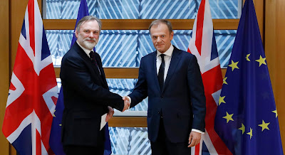 Brexit. Donald Tusk: Não vale a pena fingir que hoje é um dia feliz, mas UE a 27 está mais unida