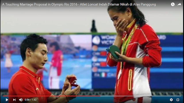 [MOMENT INDAH] Atlet Lompat Indah Dilamar Kekasih di Panggung Olimpiade