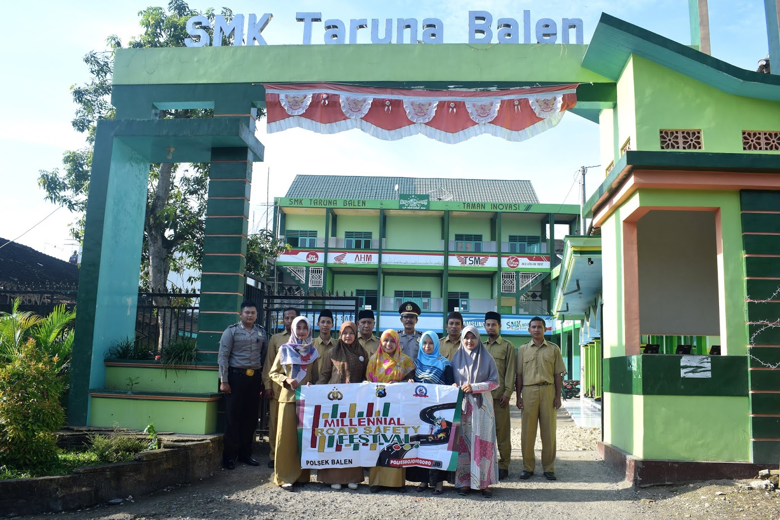 [GALERI] Polres Bojonegoro sosialisasi "Millennial road safety festival