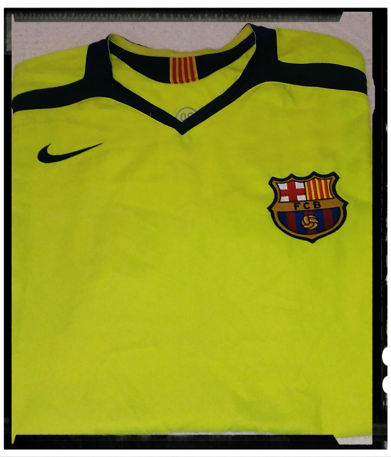 Camisetas Football Retro: FC BARCELONA 2005-2007