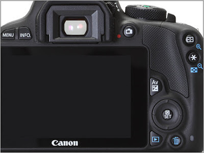 LCD pada Canon EOS 100D tampak seperti kamera dengan size normal ditambah dengan beberapa tombol pengaturan