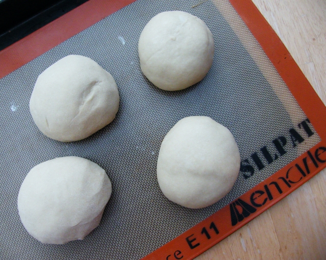 Perfect Pizza Dough Tinned Tomatoes