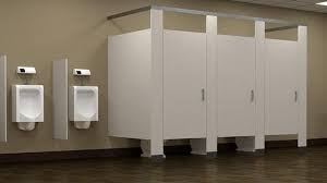 Ini Alasan Mengapa Pintu Toilet Tidak Penuh Sampai Bawah. The Zhemwel