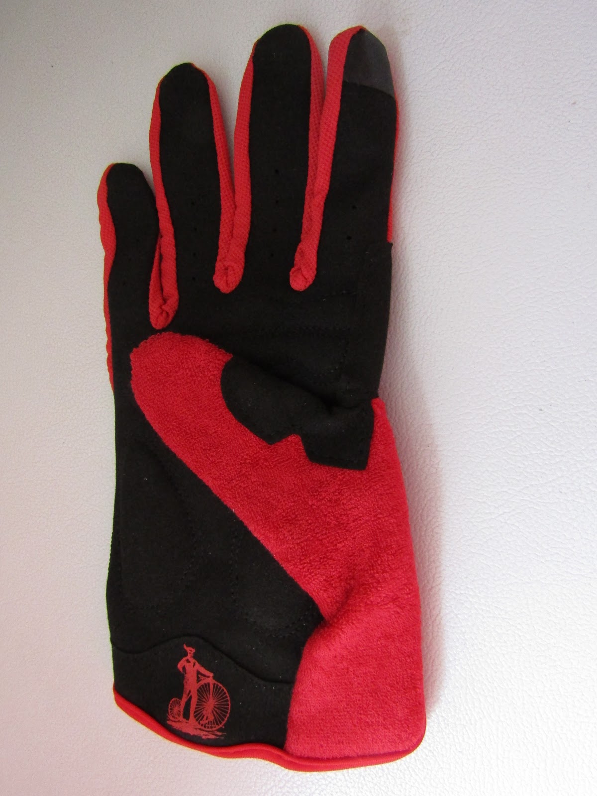 cycling gloves with indicators