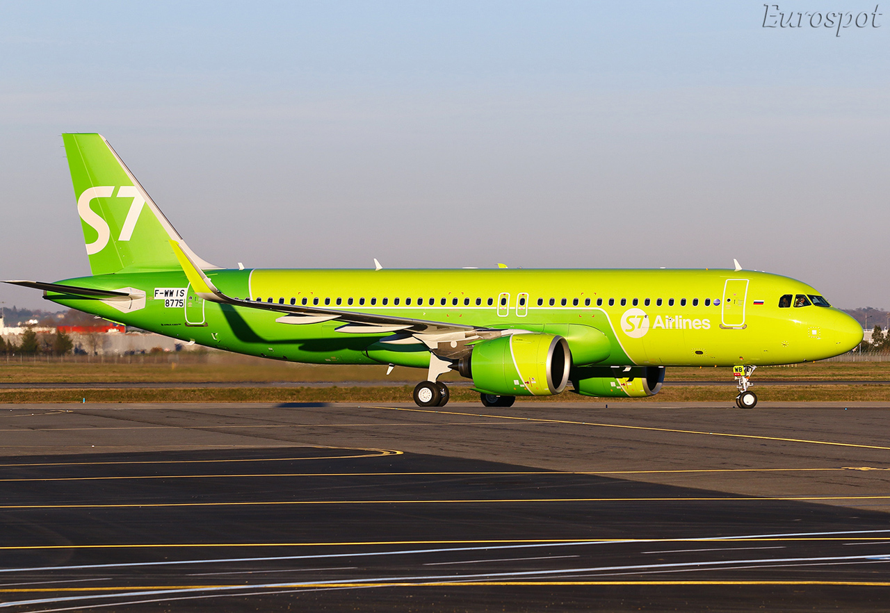 С7 а320 нео. Зелёный самолёт s7. Самолеты авиакомпании сибирь s7. Аэробус а320 нео s7. Самолёты авиакомпании s7 airlines.