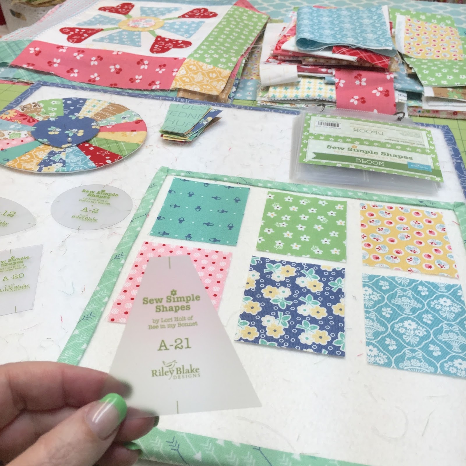 Dresden with Points Tutorial using Sew Simple Shapes Bee In My