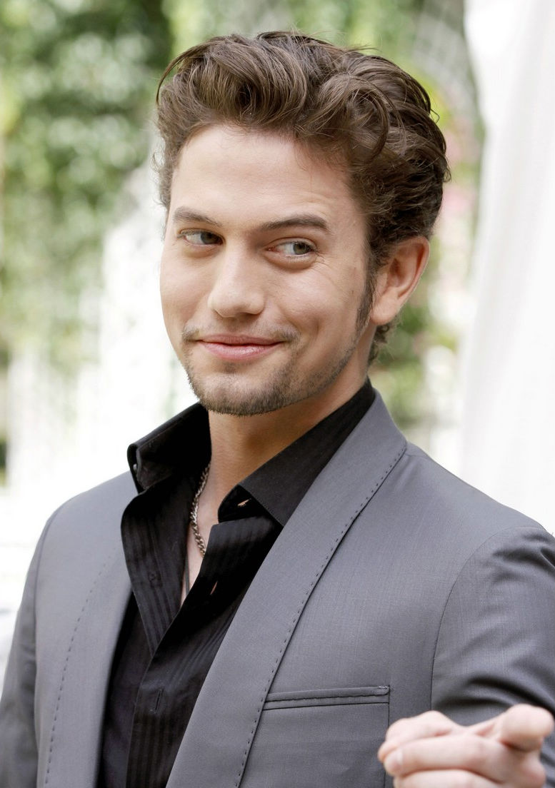 tercera persona: JACKSON RATHBONE , frases y dichos