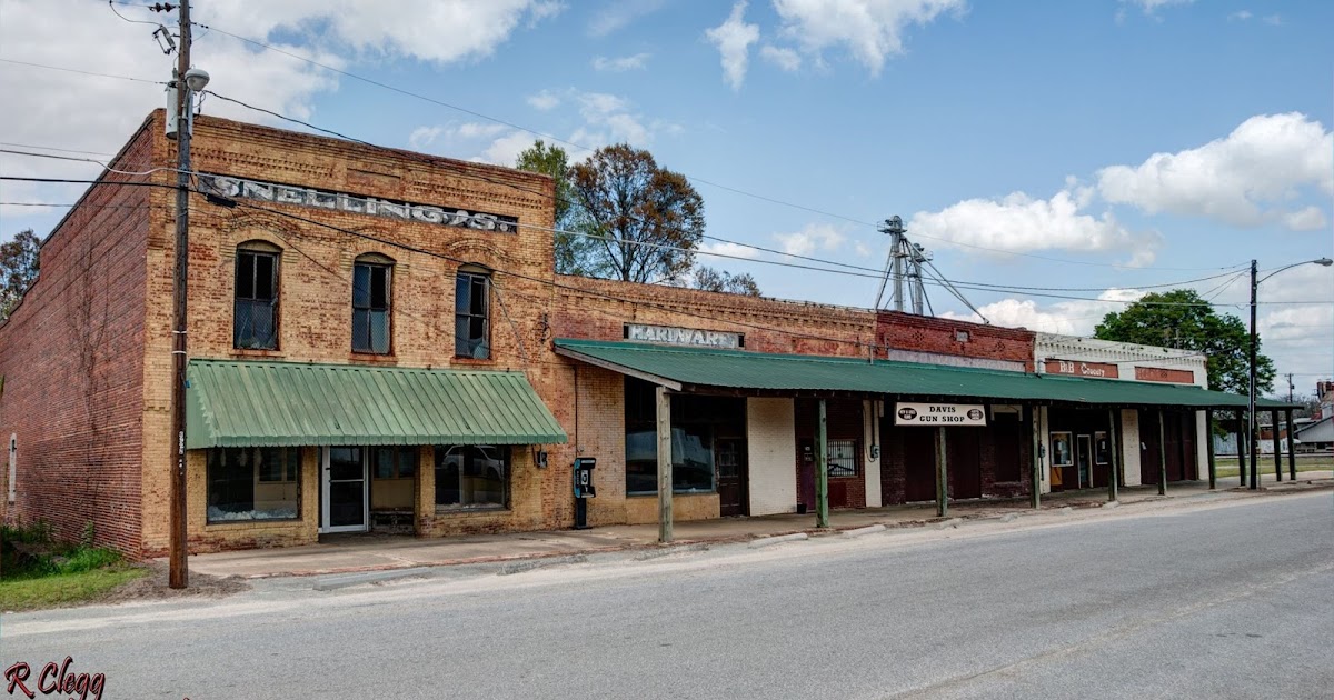 Storefronts in Pinehurst