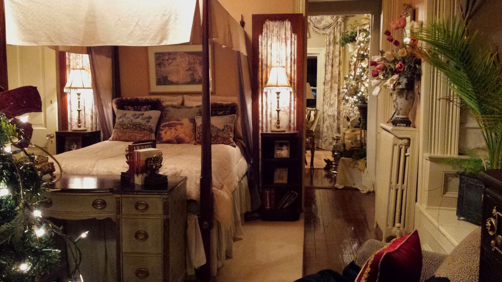 Eye For Design Decorate With A Desk At The Foot Of Your Bed