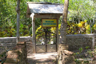makam mbah lancing kebumen