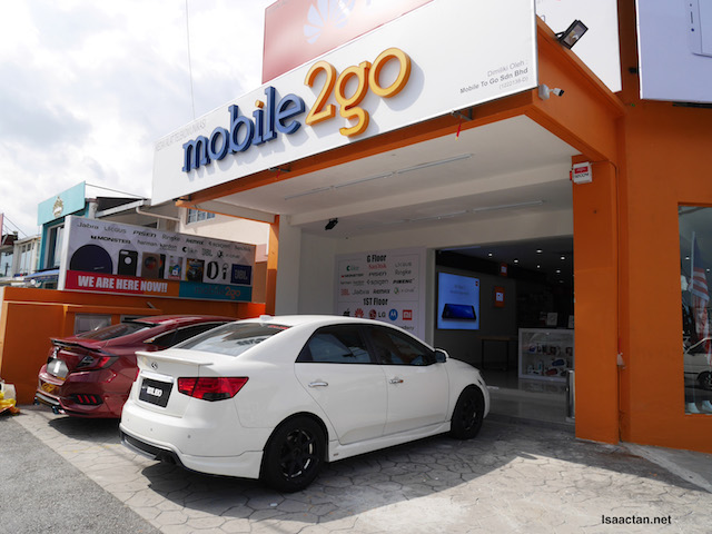 Mobile2Go PJ Signature Store With First Mi Zone In Malaysia