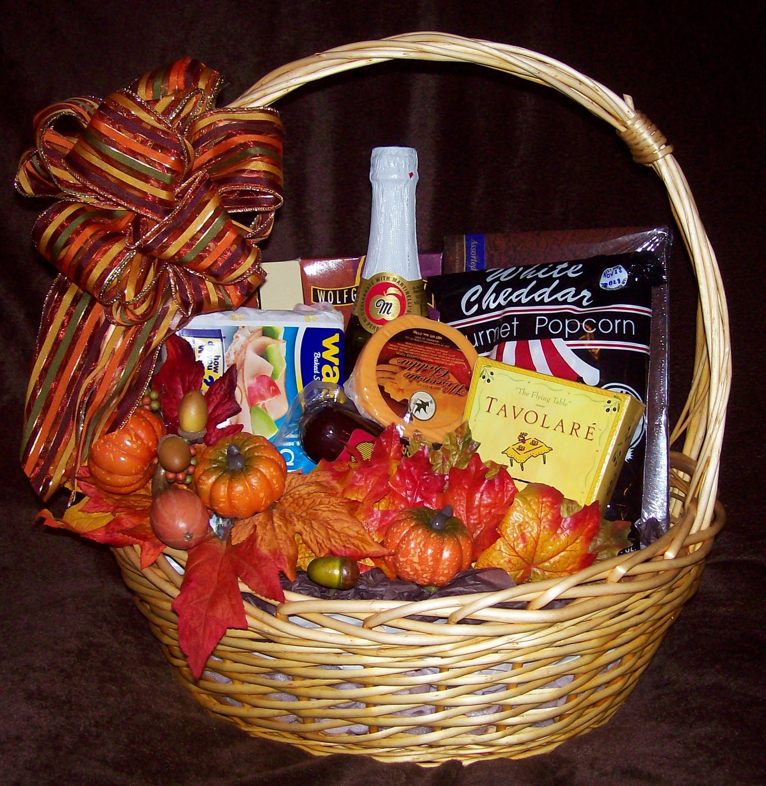 Being Frugal and Making It Work: Doodlebuckets Gift Baskets: Gift - Thanksgiving Basket Ideas For Kids