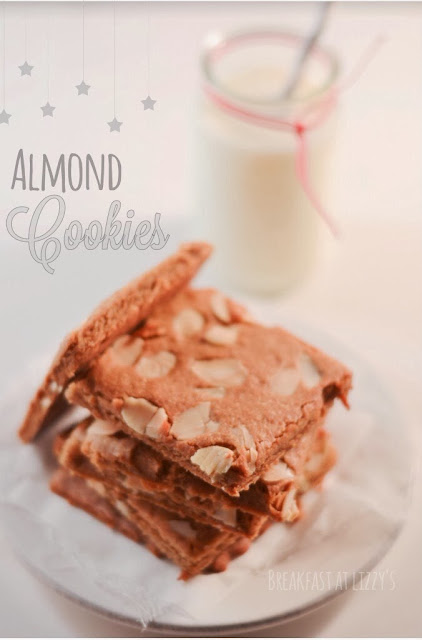 almond and cinnamon cookies