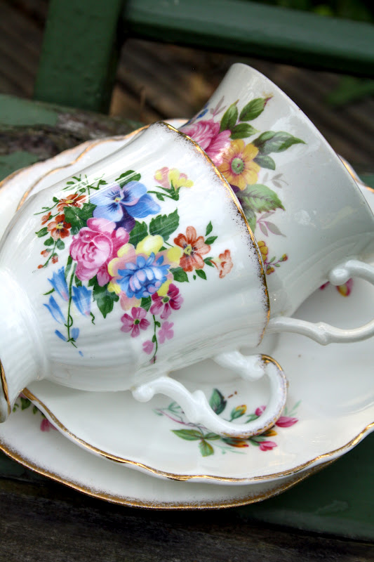 Madelief The Vintage Teacup club