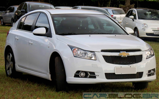 Chevrolet Cruze Sport6 2014 - desvalorização