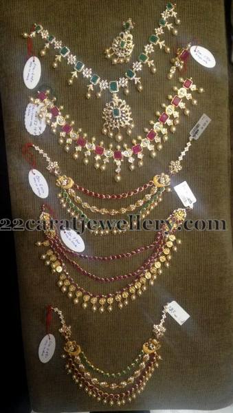 Simple Gemstone Elegant Necklaces - Jewellery Designs