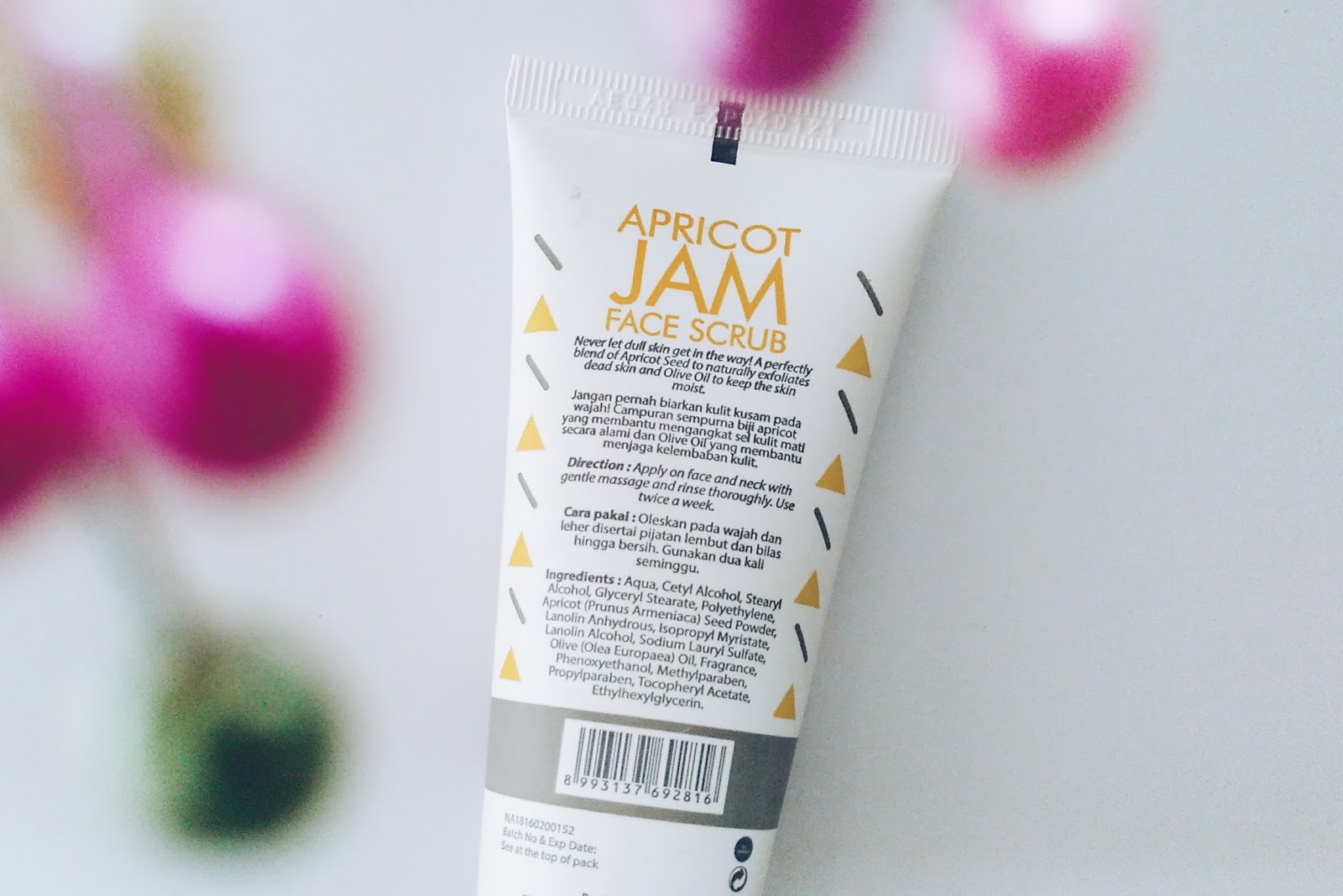 Uni Dzalika Review Emina Apricot Jam Face Scrub