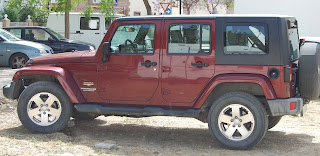 Digame: For Sale Wrangler Unlimited Sahara 4 door Jeep
