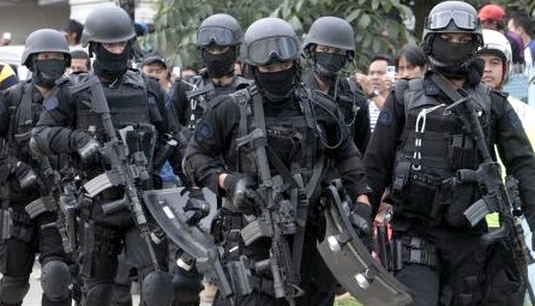 Densus 88 Tangkap 13 Terduga Teroris di Surabaya dan Sidoarjo, Empat Ditembak Mati 