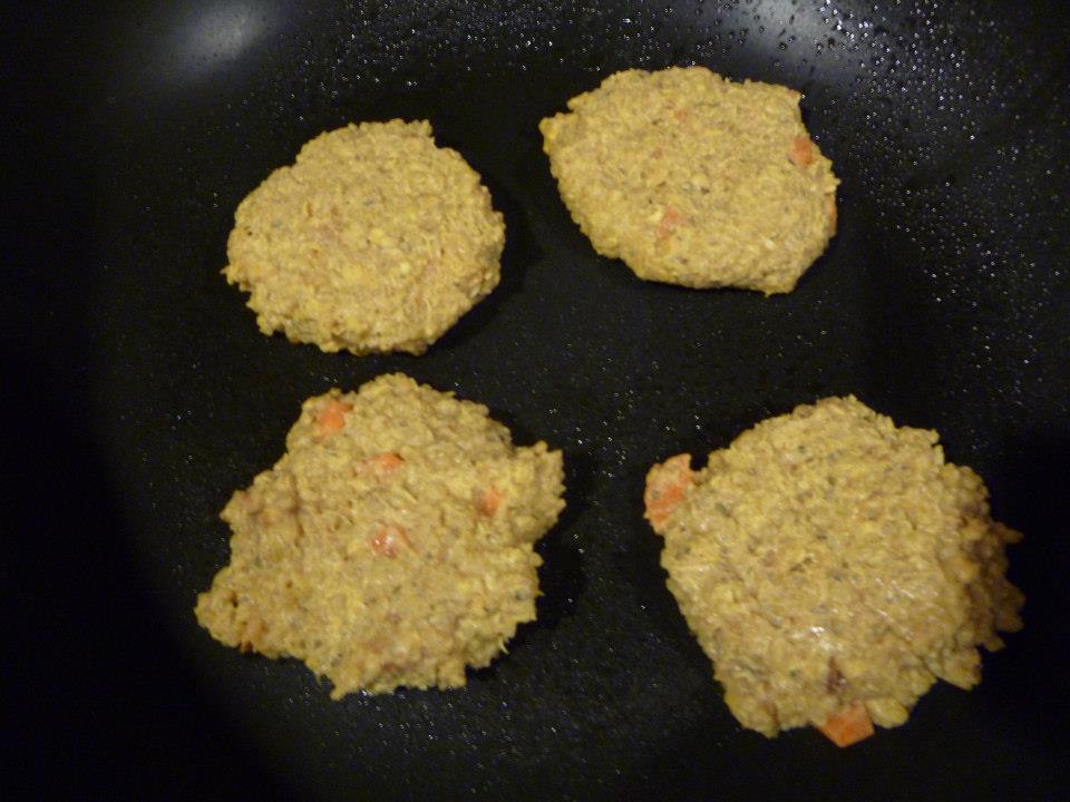 Hevil's Special Delights Quinoa Hummus Cakes