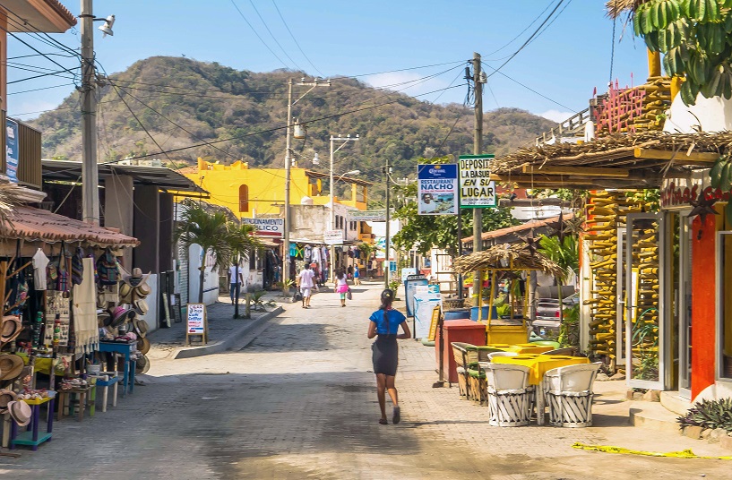 Excursionistas2 Barra de Navidad