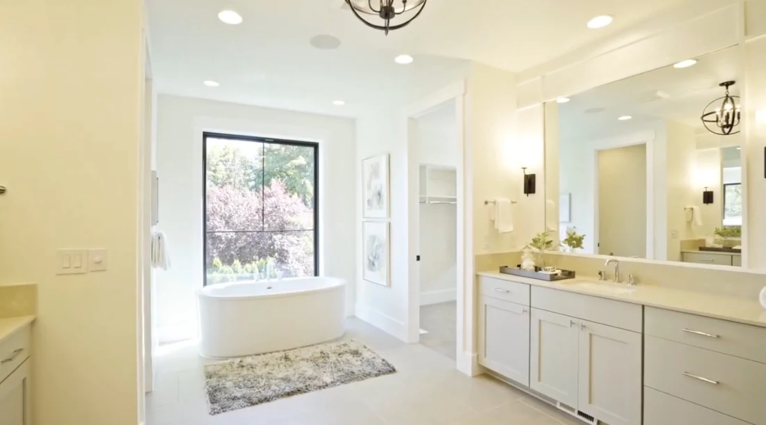 47 Interior Design Photos vs. 9988 NE 26th St, Bellevue, WA Luxury Home Tour