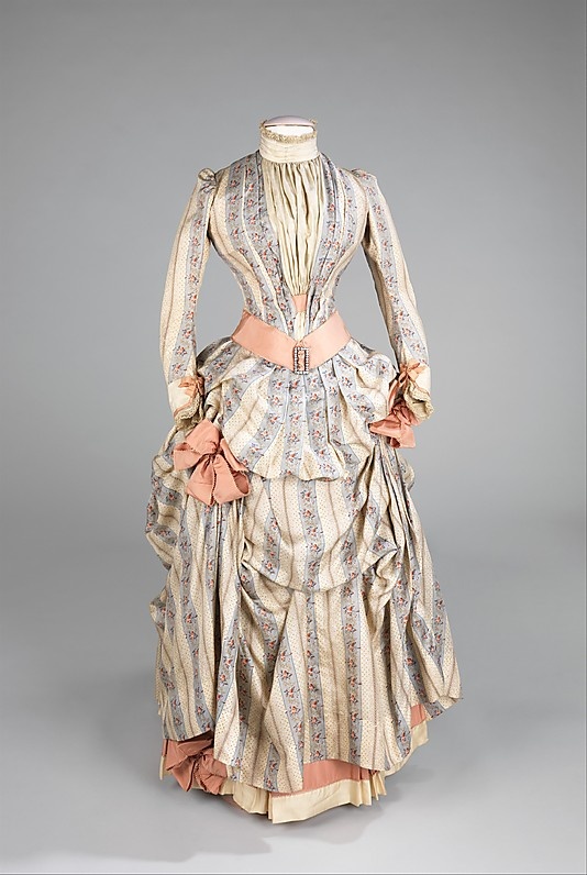 loveisspeed....... The art of dressing...1800's fashion..