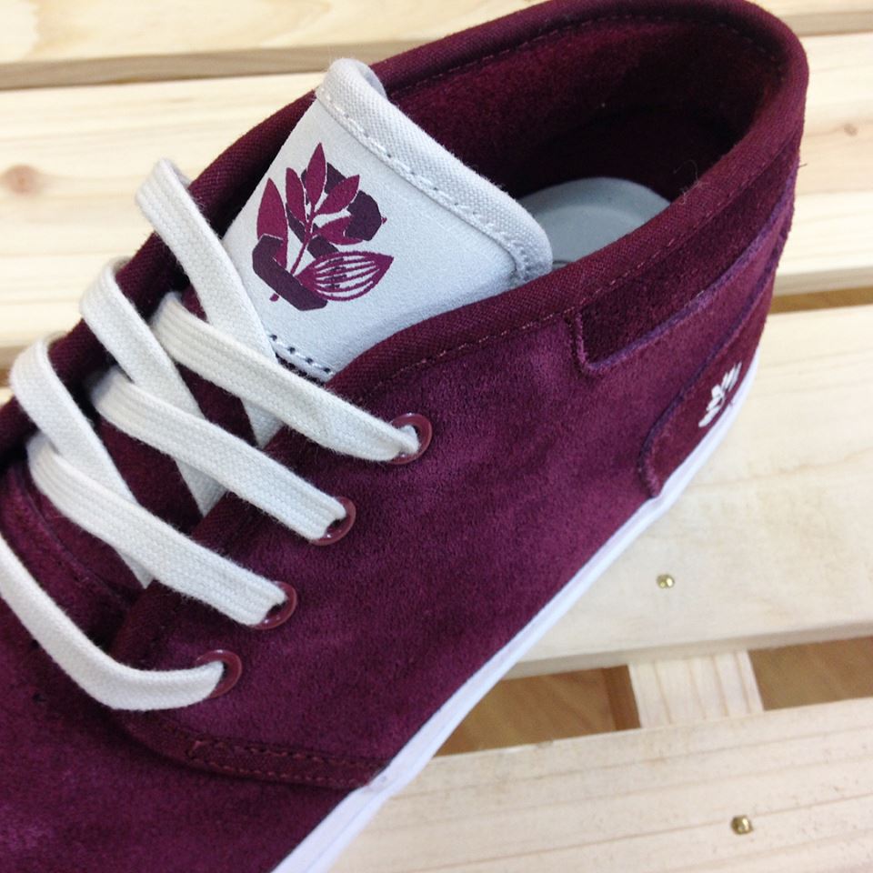 Sure skate&clothing State footwear×Magenta skateboards