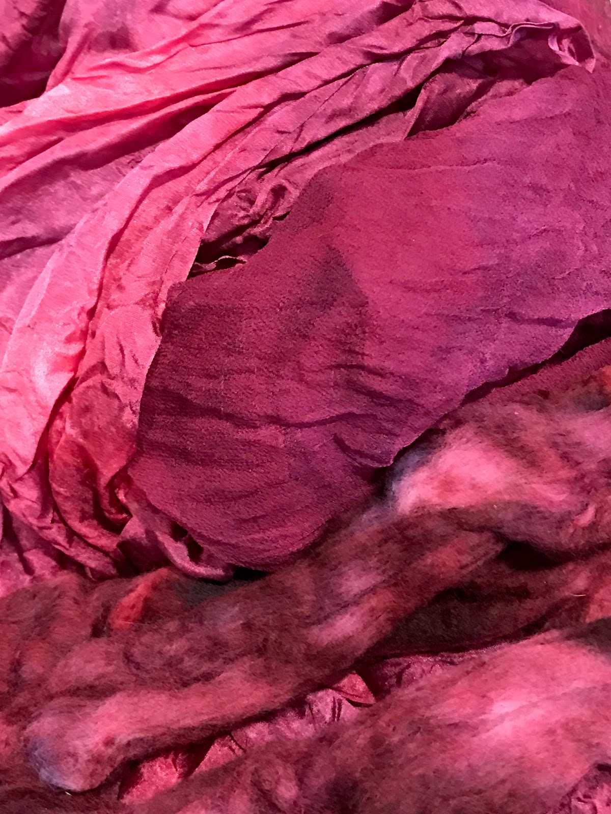 Studio 907 How to dye wool roving and silk using acid dyes