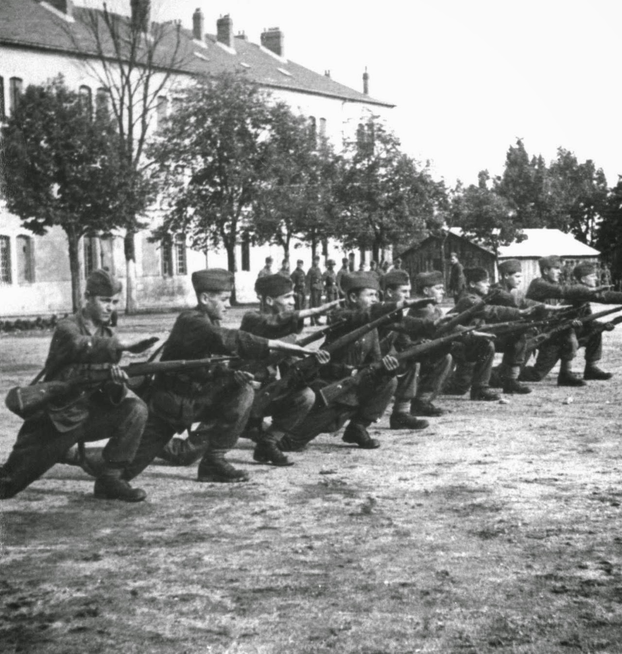 Waffen-SS-Divisionen 20 (estnische Nr.1) bis 25 (Hunyadi)
