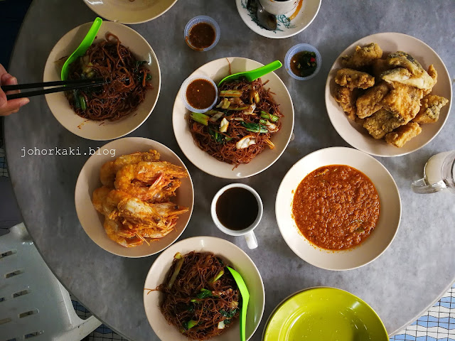 Luxury Edition Fried Bee Hoon at Goh Chew Kopitiam in Penang 五洲茶室 Goh-Chew-Kopitiam-Penang-五洲茶室